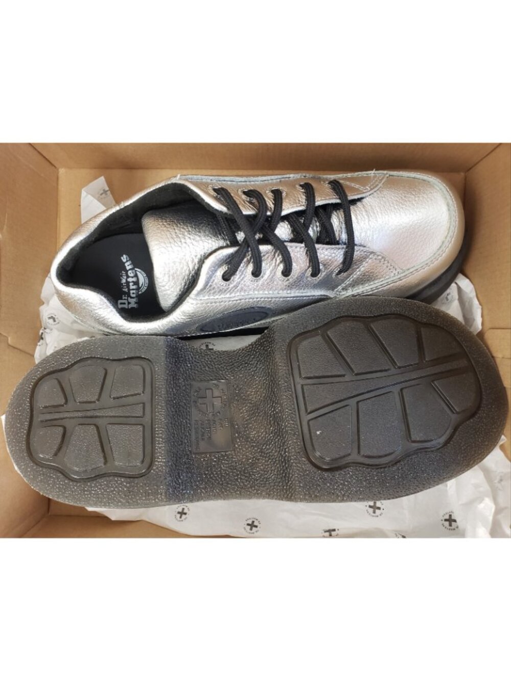 Dr. Martens Women's Buzz 5-Eye Metallic Leather Platform Shoes Silver Size 7 - Picture 4 of 5